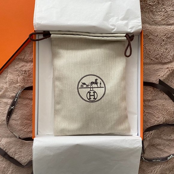 HERMES Leather Gloves - Picture 4 of 10